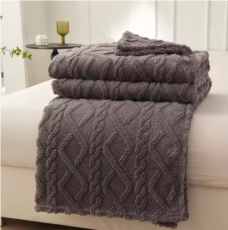 Ultra-Soft Tuff Thermal Blanket – Thick, Warm & Multi-Purpose Comfort