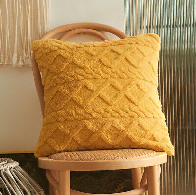 Cushion Cover – Cozy, Stylish & Luxuriously Soft