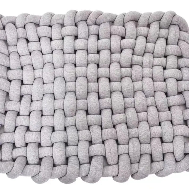 Handmade Chunky Knit Baby Blanket – Cozy & Secure